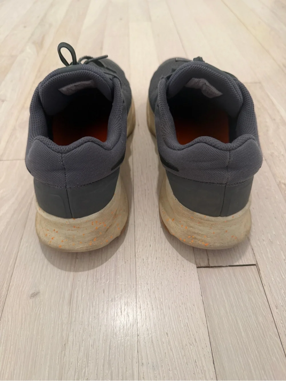 Nike Run Swift 3 Men’s Running Shoes Gray Orange Size 10